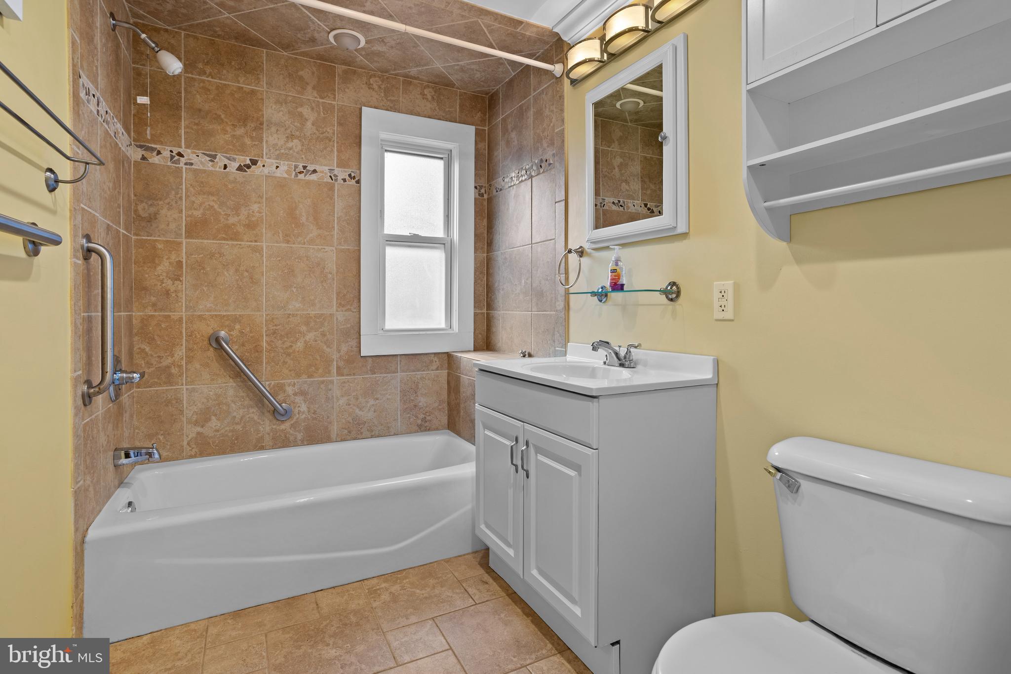 512 W Road Ridley Park, PA 19078 - Photo 17 of 25 a bathroom with a sink a toilet and a bathtub