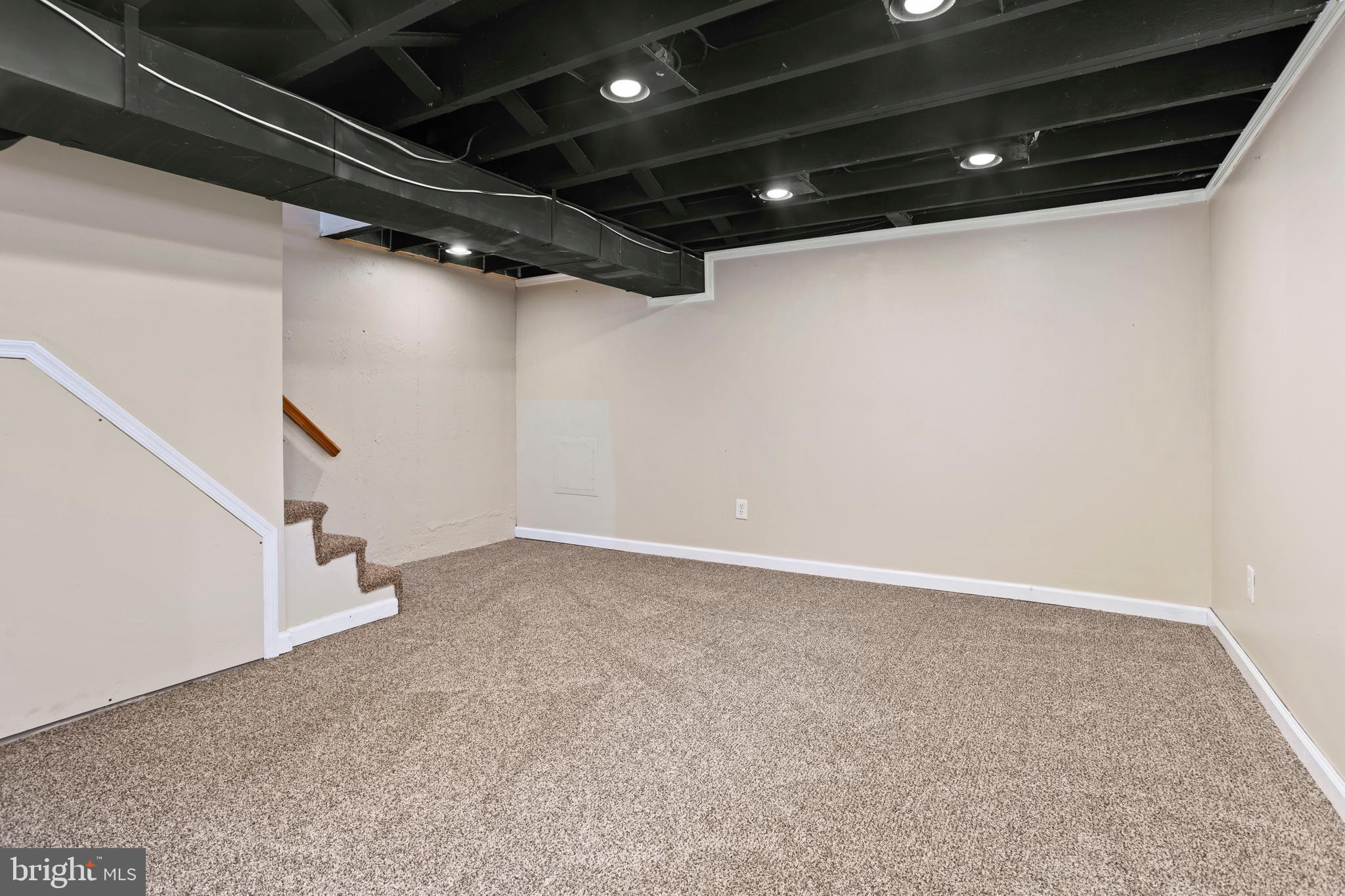 512 W Road Ridley Park, PA 19078 - Photo 20 of 25 a view of an empty room