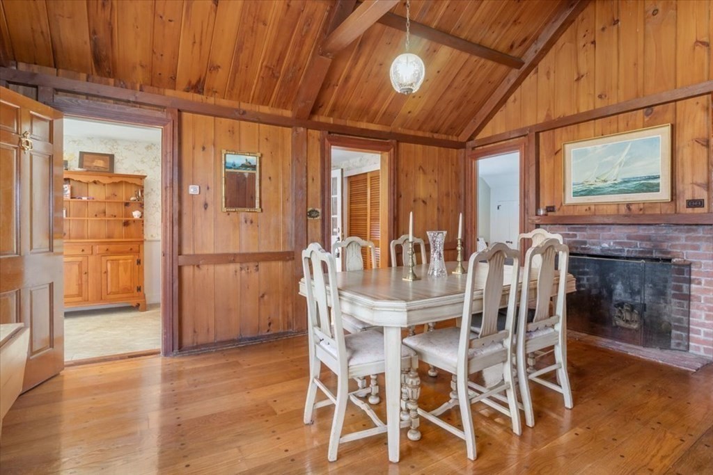 157 Daniels Island Road Mashpee, MA 02649 - Photo 18 of 41 a dining room with furniture and window