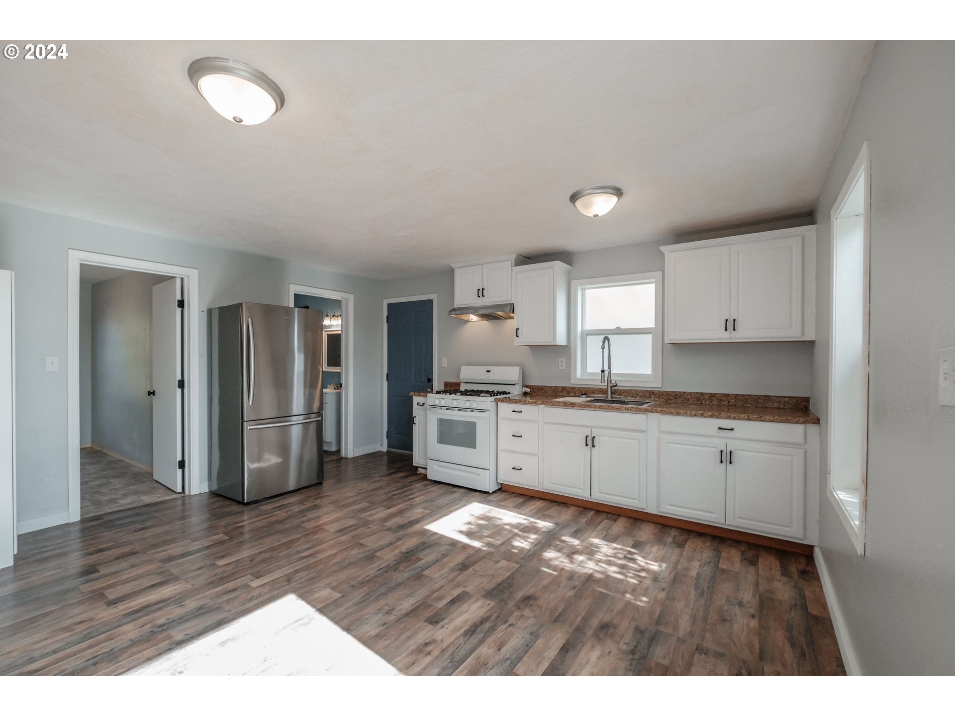 1375 Southwest 9th Street Dallas, OR 97338 - Photo 13 of 31