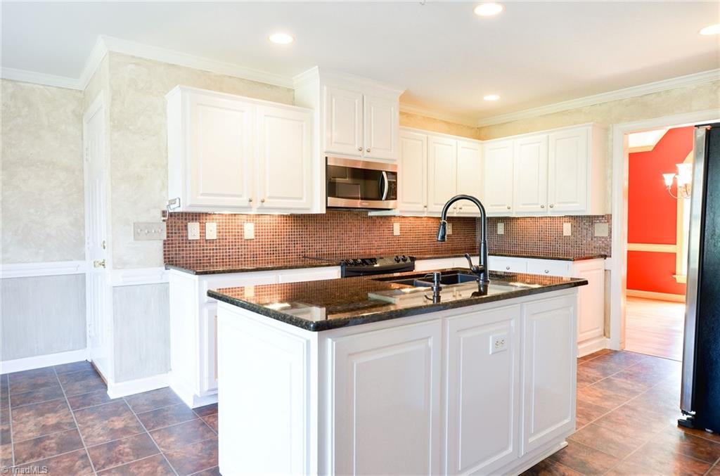 1503 Rogers Road Graham, NC 27253 - Photo 9 of 49 Gallery Image 9