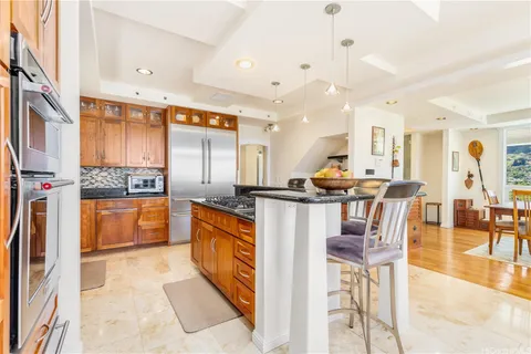 $2,200,000 | 3244 Keahi Street, Honolulu, HI 96822