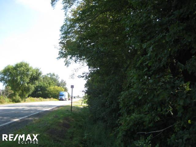 6616 Newark Road Imlay City, MI 48444 - Photo 8 of 14 31331129-7.JPG