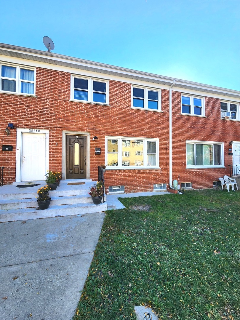 9559 Sumac Road, Unit C Des Plaines, IL 60016 - Photo 1 of 9 Gallery Image 1