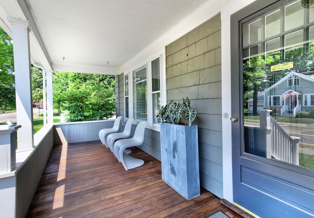 331 Brookline Street Needham, MA 02492 - Photo 2 of 25 Gallery Image 2