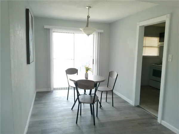 $1,000 | 829 Indiana Avenue, Unit 2, Corpus Christi, TX 78404