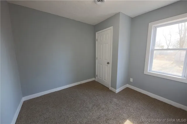 $165,000 | 491 West Cross Street, Austin, IN 47102