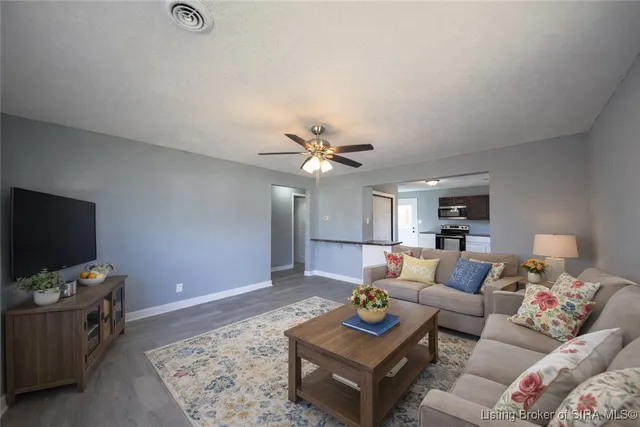 $165,000 | 491 West Cross Street, Austin, IN 47102