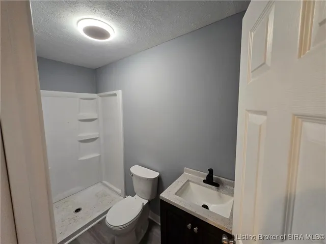 $165,000 | 491 West Cross Street, Austin, IN 47102