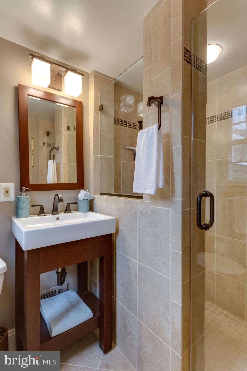 6830 Churchill Road McLean, VA 22101 - Photo 24 of 46 Gallery Image 24