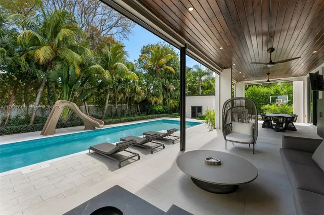 $7,000,000 | 13180 Old Cutler Road, Pinecrest, FL 33156