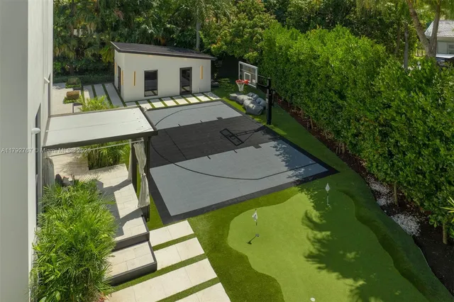 $7,000,000 | 13180 Old Cutler Road, Pinecrest, FL 33156