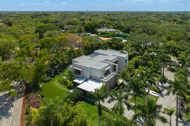 $7,000,000 | 13180 Old Cutler Road, Pinecrest, FL 33156