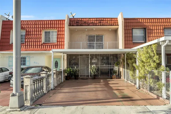 $445,000 | 805 West 79th Place, Hialeah, FL 33014