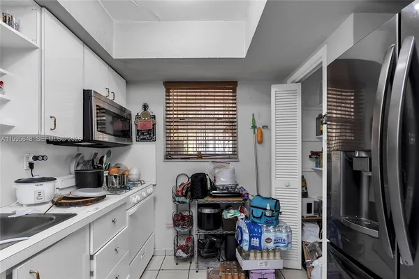 $445,000 | 805 West 79th Place, Hialeah, FL 33014