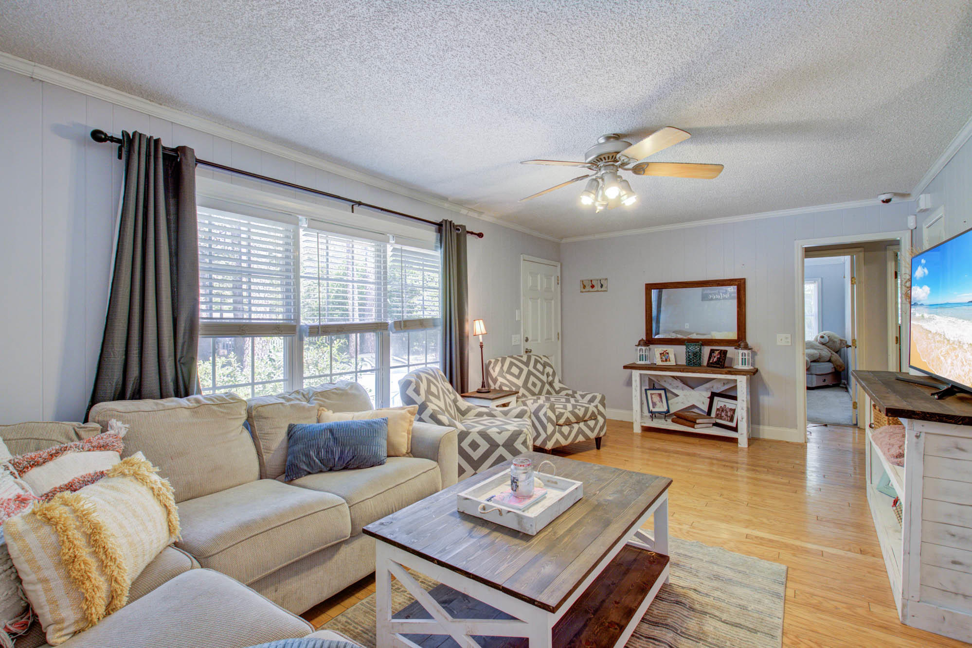 409 Boonehill Road Summerville, SC 29483 - Photo 23 of 25 409Boonehill-CalSiglerPhotography (8)
