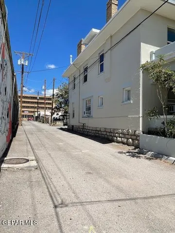 a close view of stove top oven
