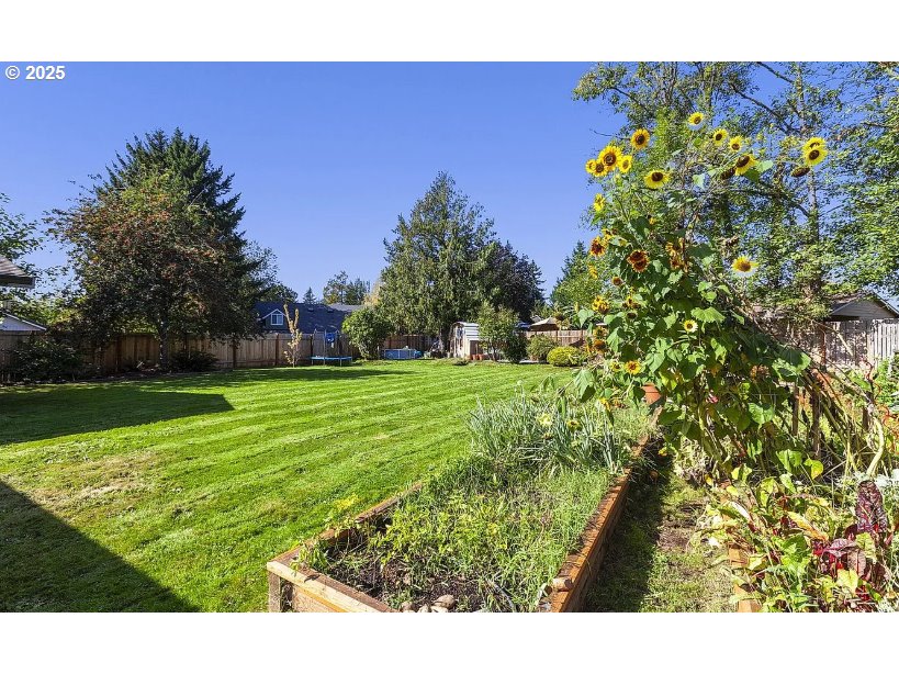5013 Southeast 22nd Street Gresham, OR 97080 - Photo 32 of 38 a view of a field with an tree