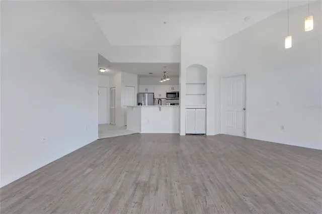 $2,000 | 1440 Lake Shadow Circle, Unit 8302, Maitland, FL 32751