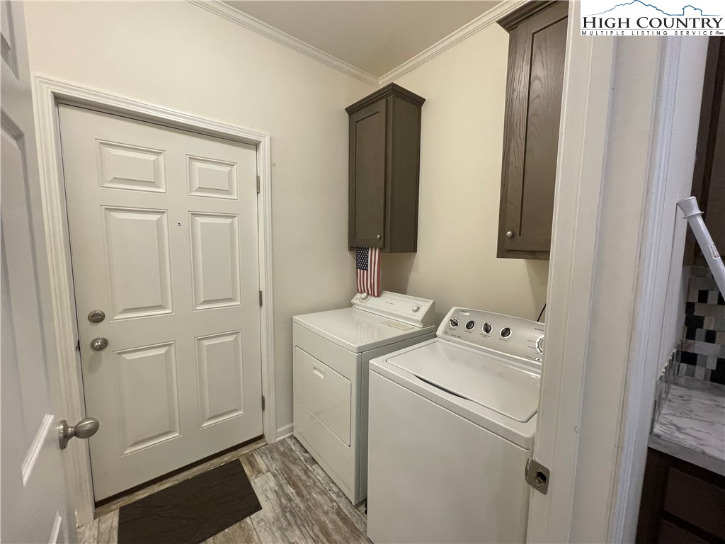 227 Meadow Pines Trail Boone, NC 28607 - Photo 32 of 34 a bathroom with a sink toilet and shower