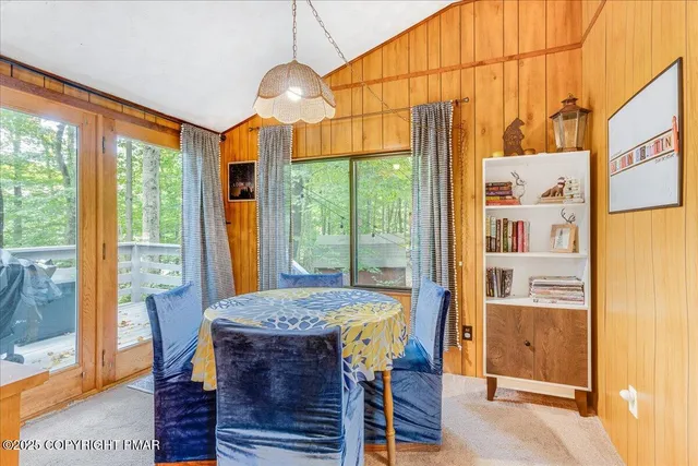 $1,850 | 158 Choctaw Drive, Pocono Lake, PA 18347