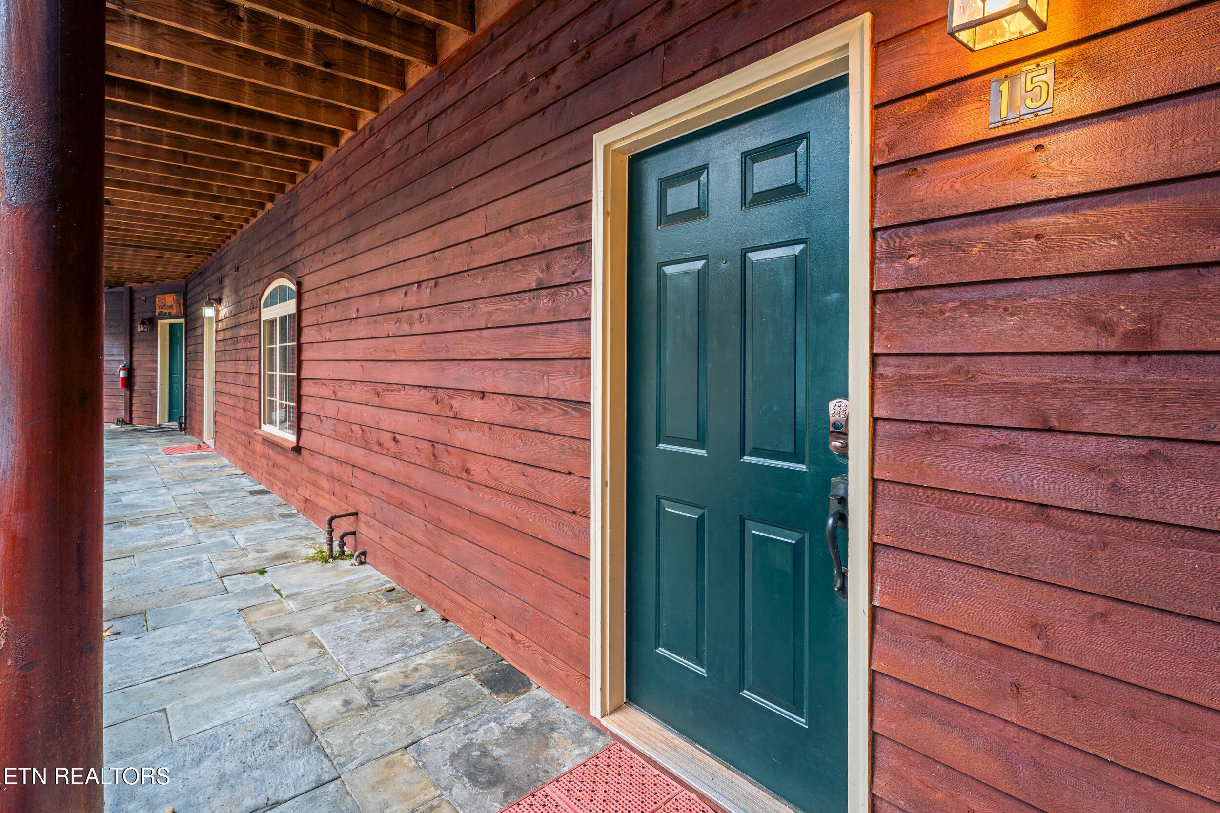 206 Forrest Loop Way, Unit 15 Gatlinburg, TN 37738 - Photo 3 of 36 206 forrest loop way_15-3