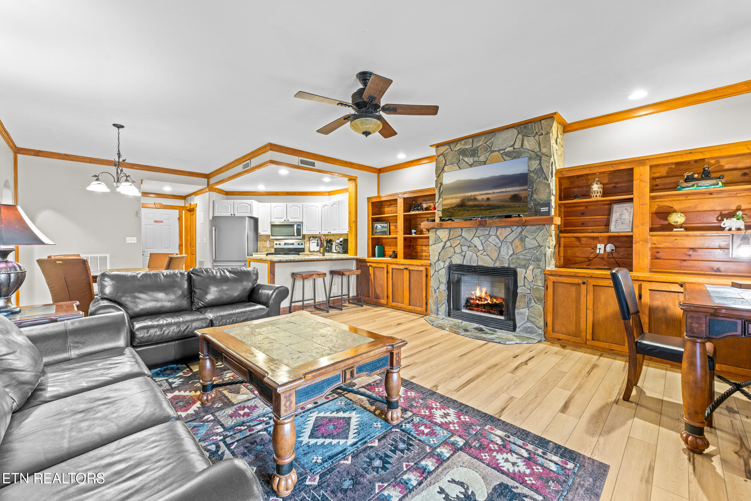 206 Forrest Loop Way, Unit 15 Gatlinburg, TN 37738 - Photo 8 of 36 206 forrest loop way_15-8