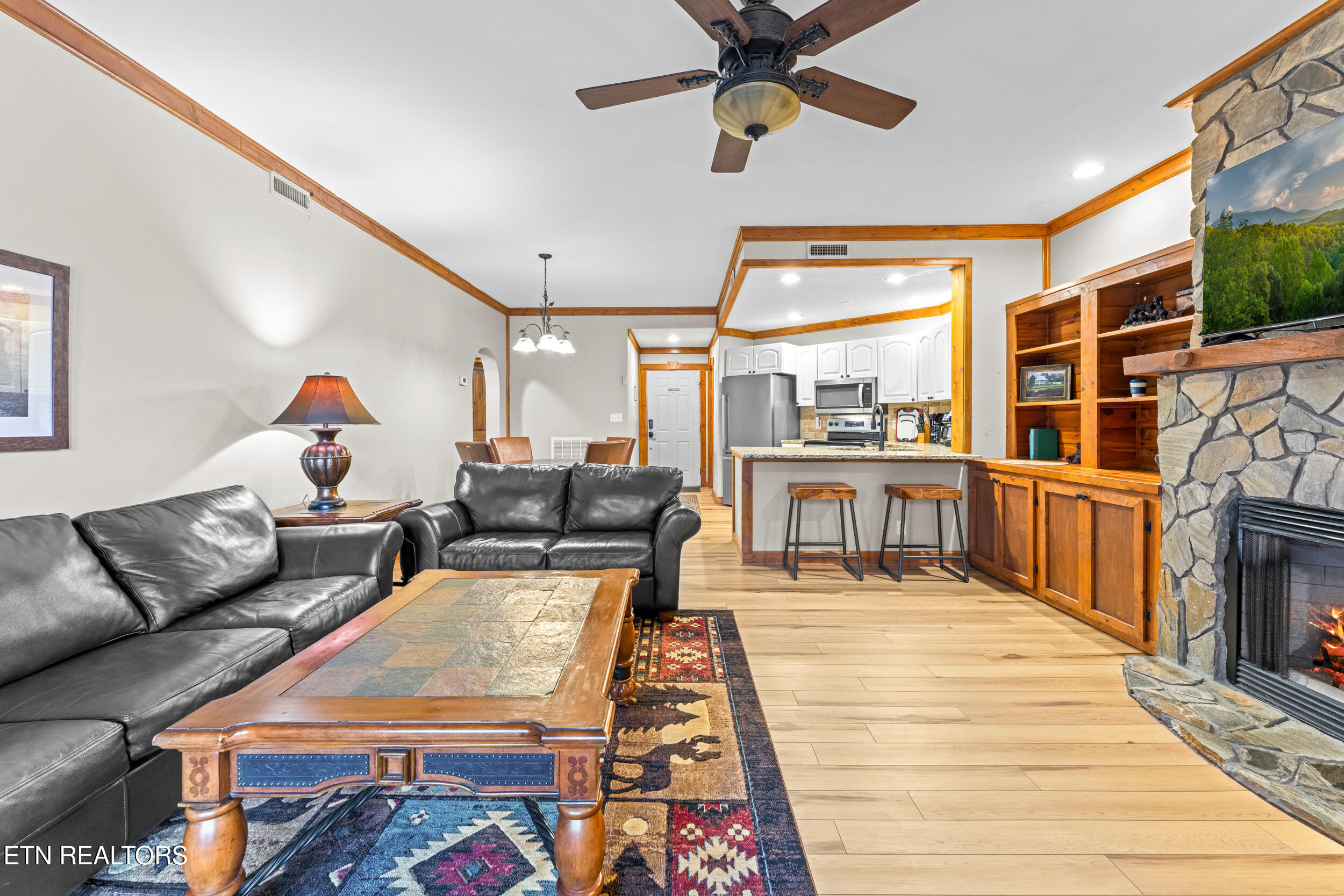 206 Forrest Loop Way, Unit 15 Gatlinburg, TN 37738 - Photo 10 of 36 206 forrest loop way_15-10