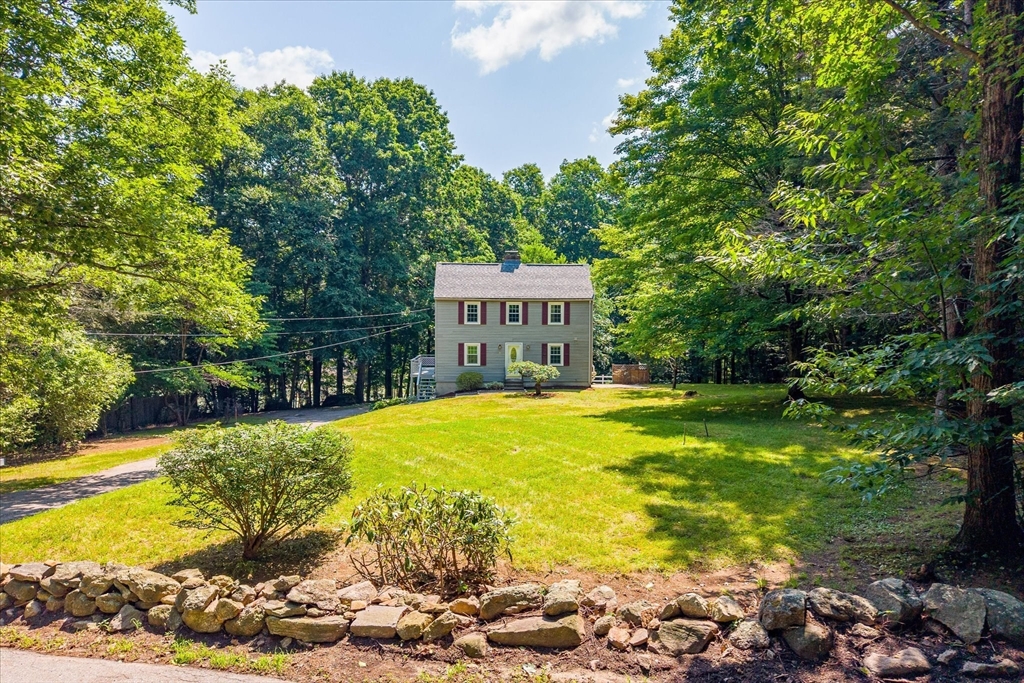 37 Breakneck Road Sturbridge, MA 01566 - Photo 33 of 41