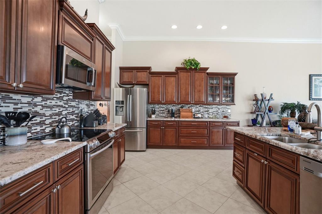 9203 Lake Cypress Loop Weeki Wachee, FL 34613 - Photo 24 of 79
