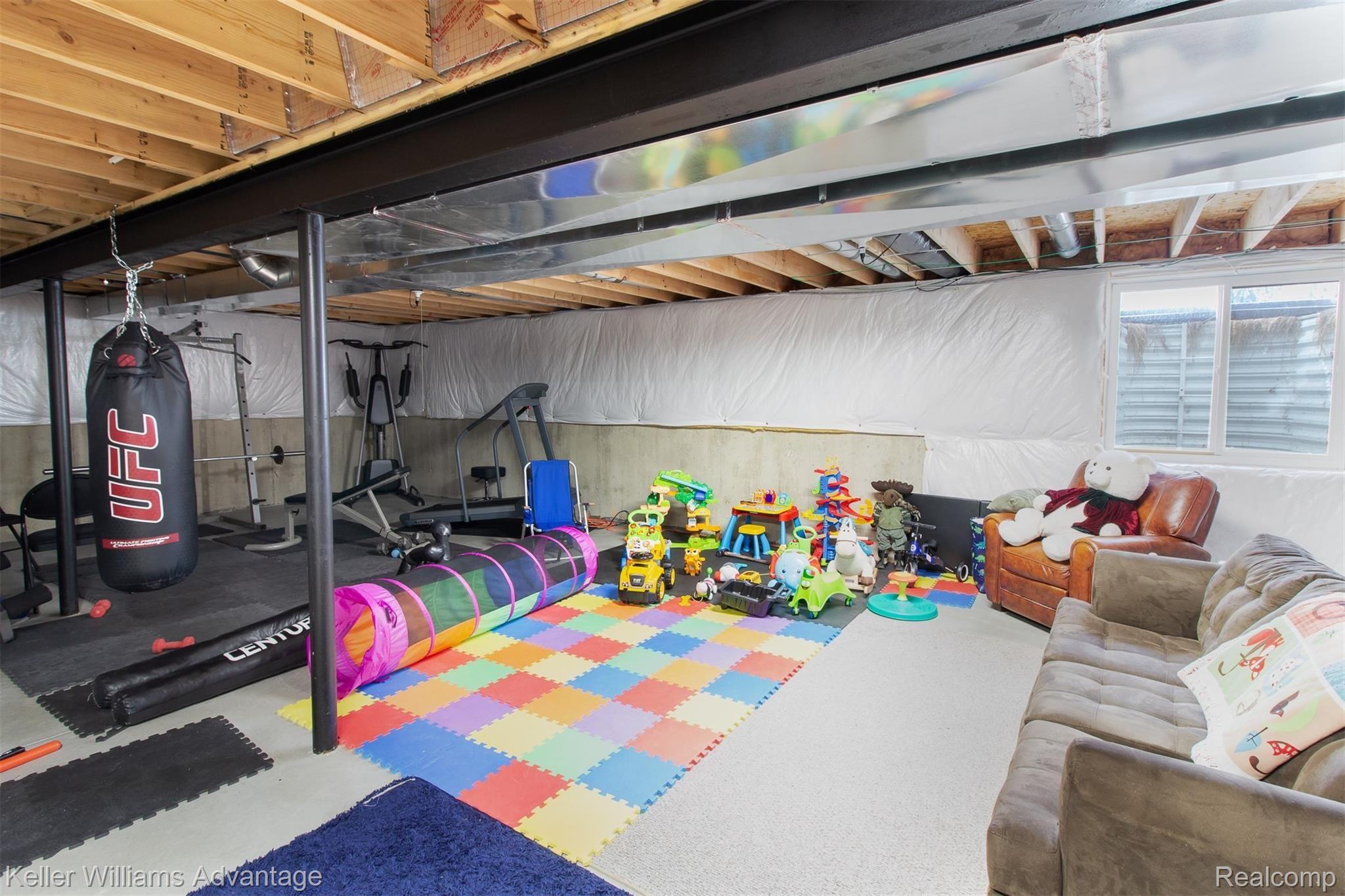 29447 Geraldine Road Farmington, MI 48336 - Photo 29 of 35 GeraldineRd_29447_Basement.jpg
