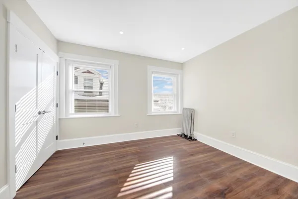 $3,995 | 105 School Street, Unit 3, Boston, MA 02119