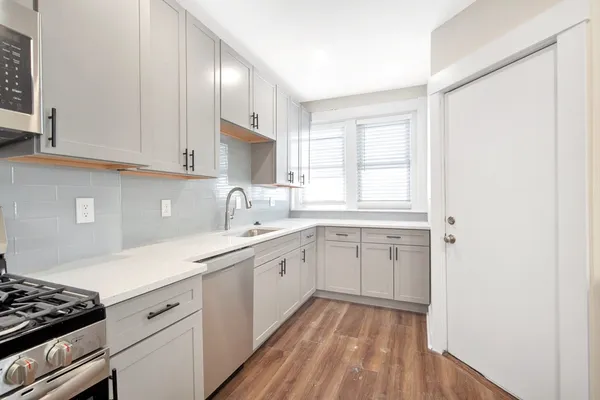 $3,995 | 105 School Street, Unit 3, Boston, MA 02119