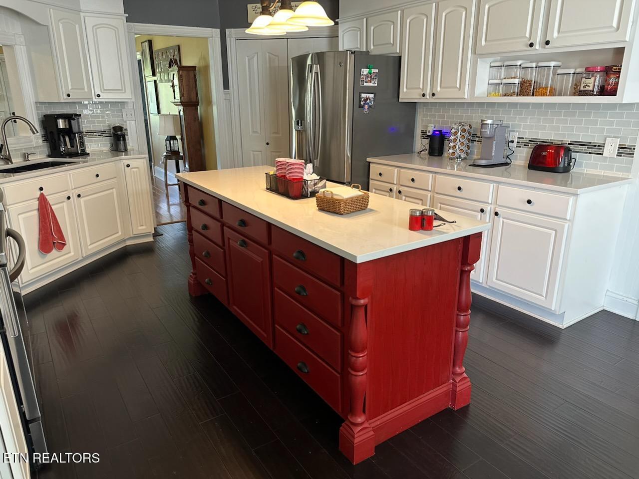 133 Coolidge Road La Follette, TN 37766 - Photo 17 of 58 IMG953124