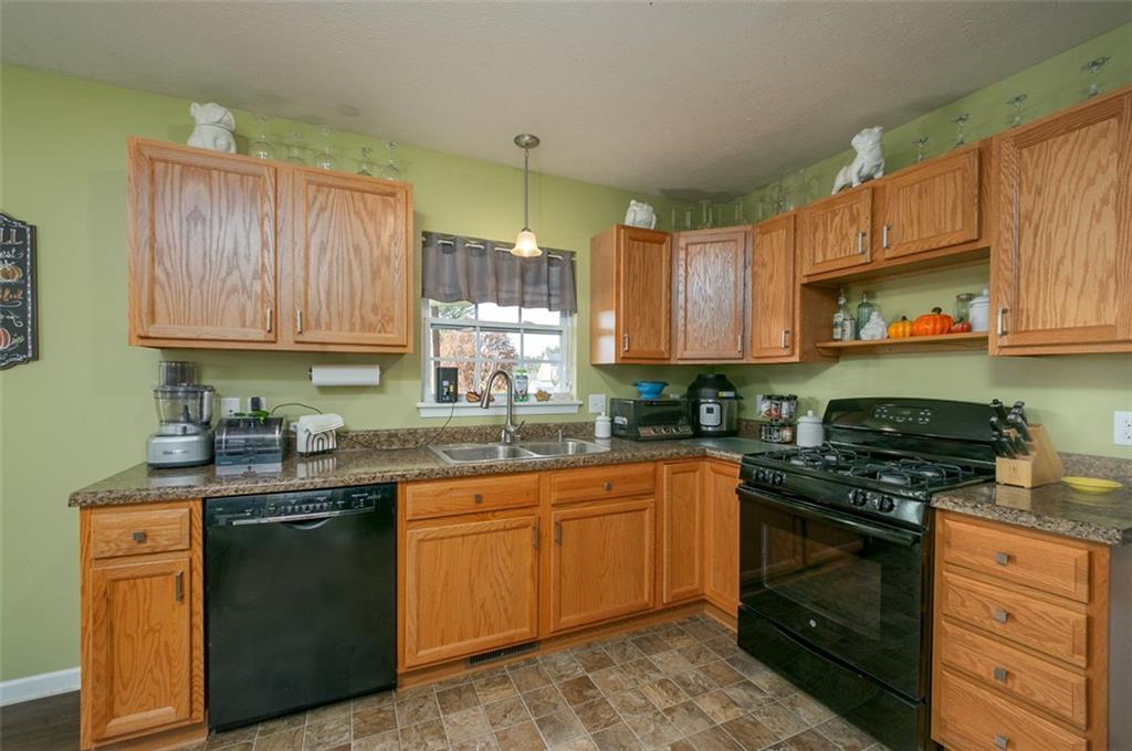 307 Hancock Street Perryopolis, PA 15473 - Photo 7 of 34 Gallery Image 7