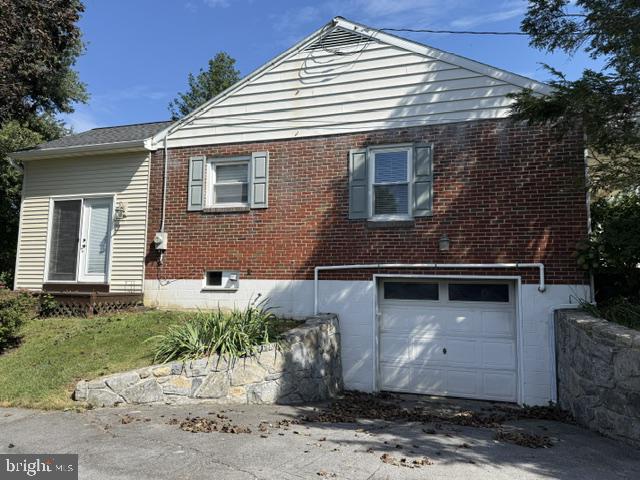 1605 Lime Valley Road Strasburg, PA 17579 - Photo 2 of 14 Gallery Image 2