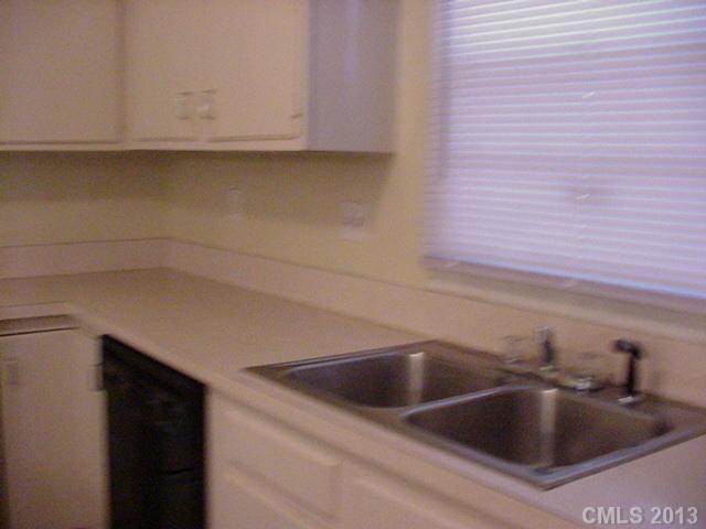 7510 Riding Trail Road Charlotte, NC 28212 - Photo 11 of 16