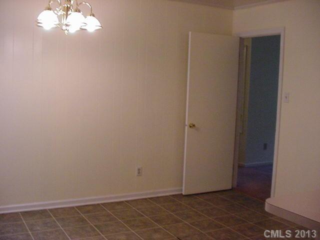 7510 Riding Trail Road Charlotte, NC 28212 - Photo 13 of 16