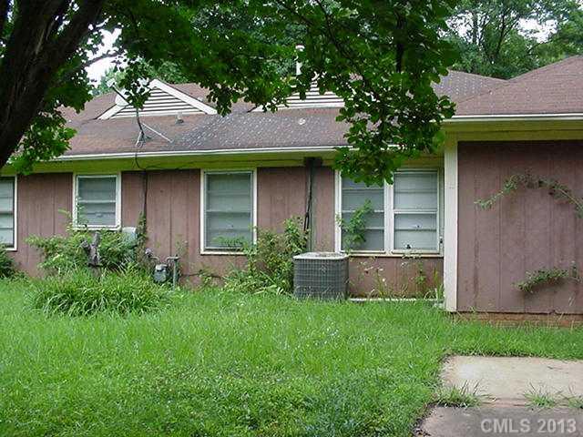 7510 Riding Trail Road Charlotte, NC 28212 - Photo 6 of 16