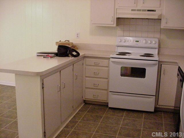 7510 Riding Trail Road Charlotte, NC 28212 - Photo 10 of 16