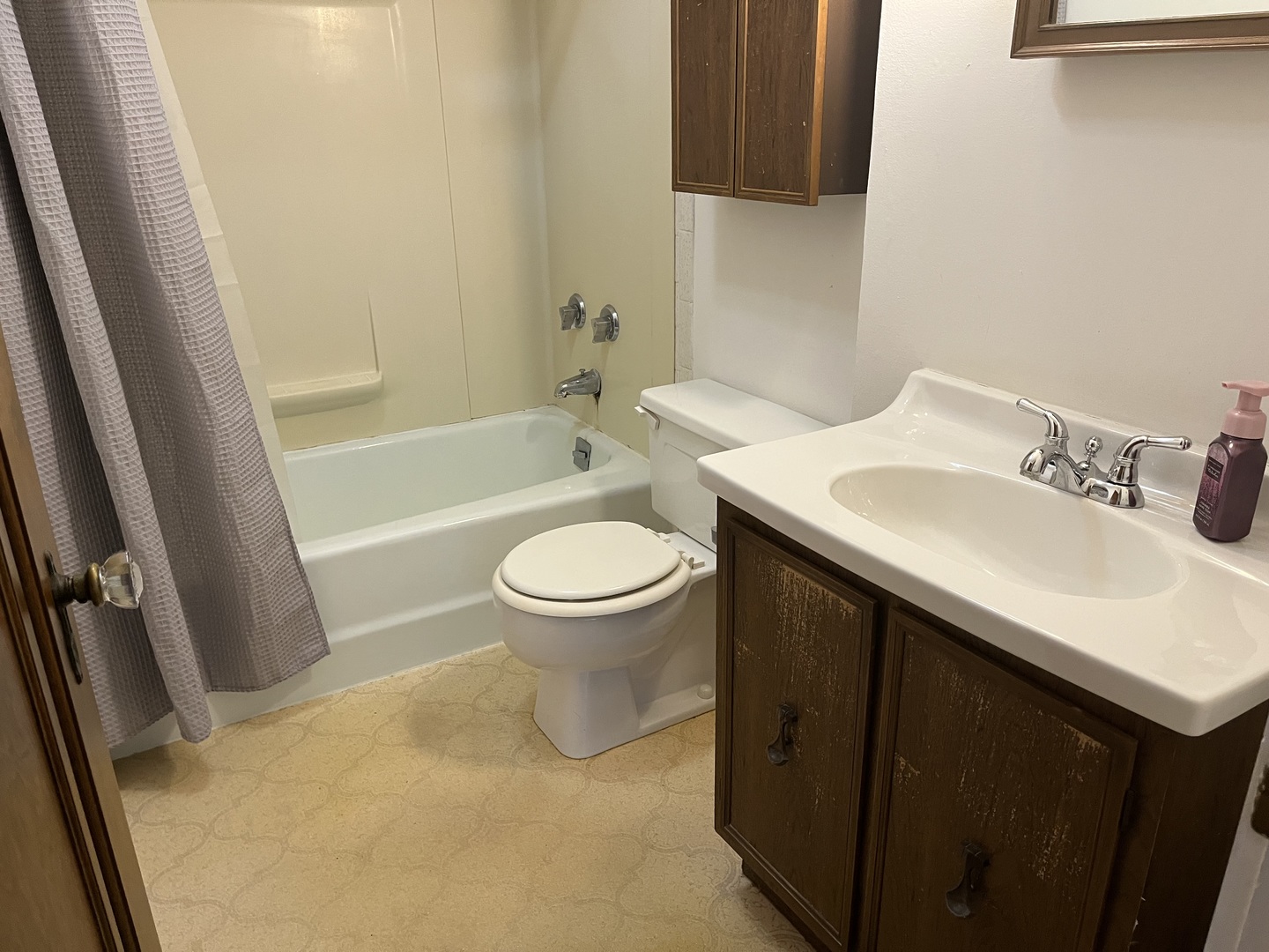 112 Chicago Road, Unit B Oswego, IL 60543 - Photo 6 of 12