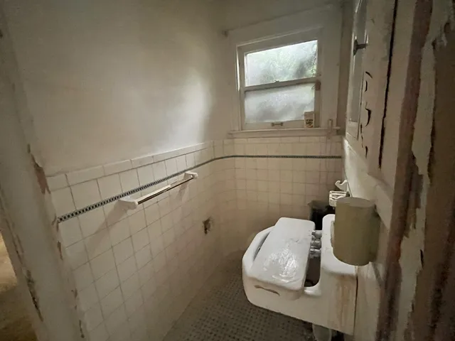 $65,000 | 13320 Wilshire Drive, Detroit, MI 48213