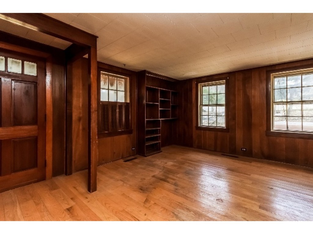 7 Steam Mill Hill Road Brookline, NH 03033 - Photo 10 of 19