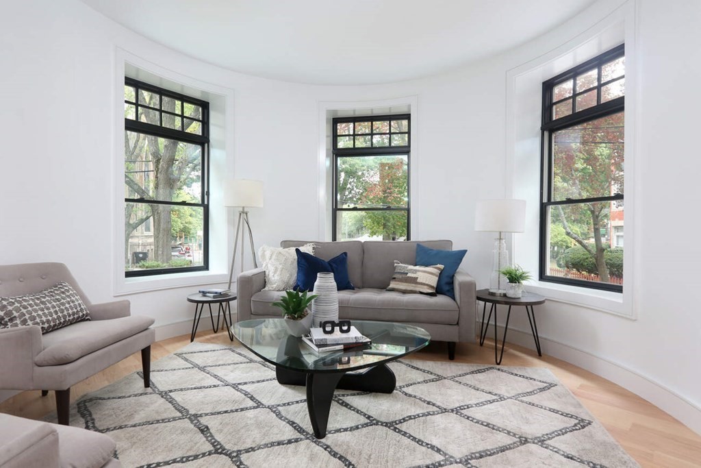 1 Strathmore Road, Unit 2 Brookline, MA 02445 - Photo 4 of 12