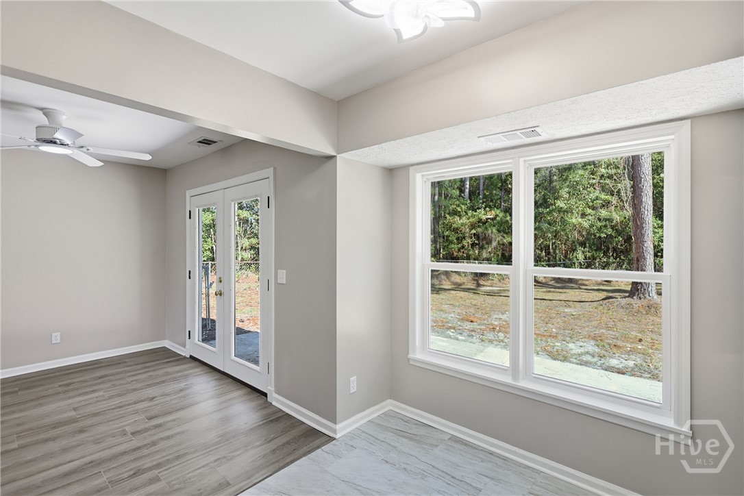 648 Honey Ridge Lane Hinesville, GA 31313 - Photo 15 of 37