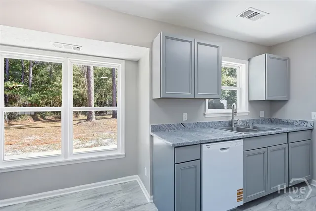 $285,000 | 648 Honey Ridge Lane, Hinesville, GA 31313