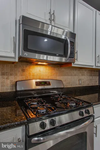 $2,950 | 350 West Elm Street, Unit 3003, Conshohocken, PA 19428