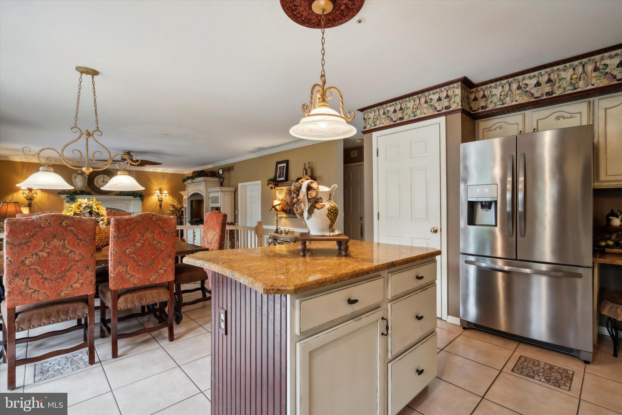 1268 Holly Road Warrington, PA 18976 - Photo 11 of 42 Kitchen