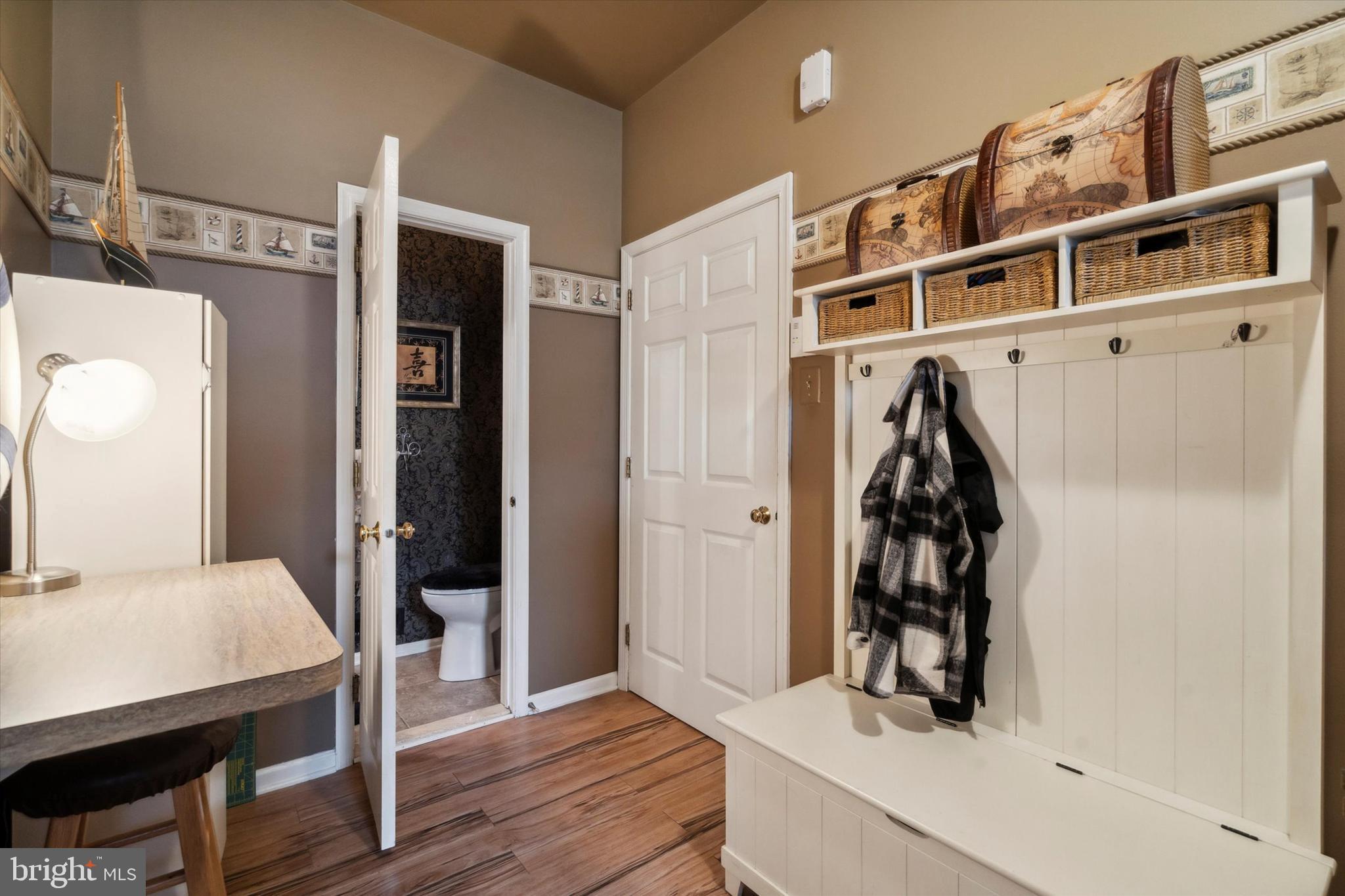 1268 Holly Road Warrington, PA 18976 - Photo 20 of 42 Laundry/Mud Room