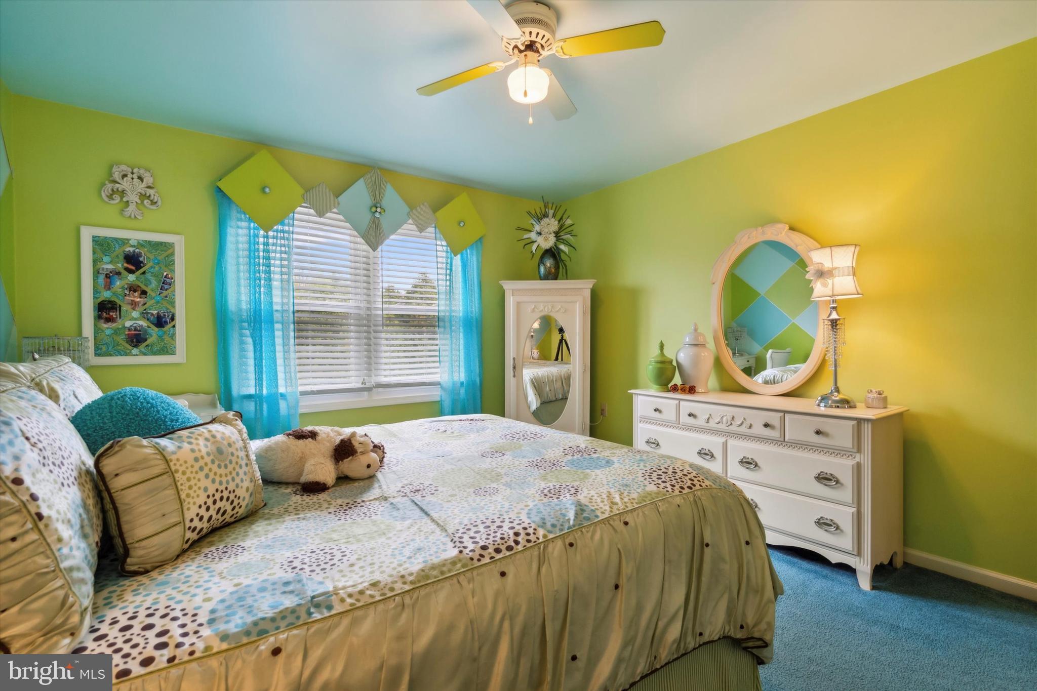 1268 Holly Road Warrington, PA 18976 - Photo 30 of 42 Gallery Image 30